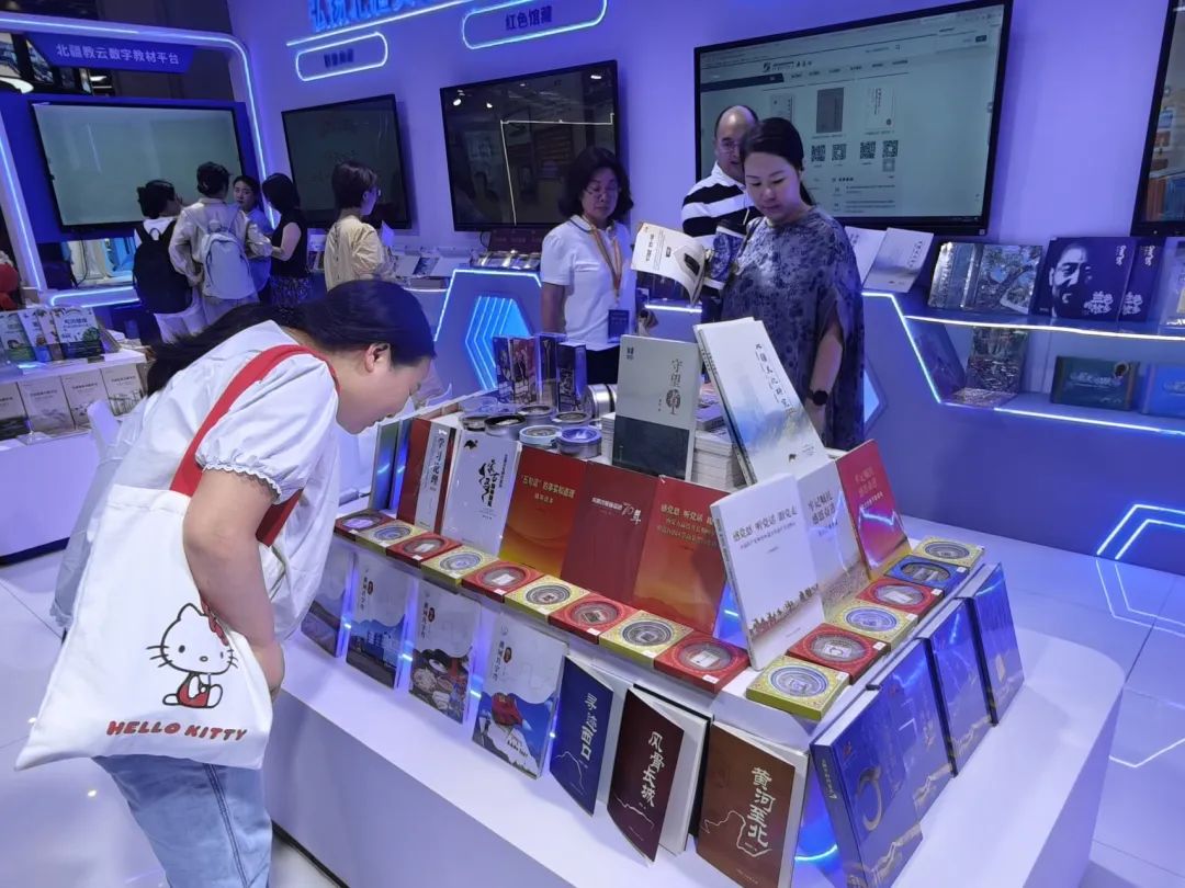 新质出版 数阅北疆 | 内蒙古展区亮相第十五届中国国际数字出版博览会